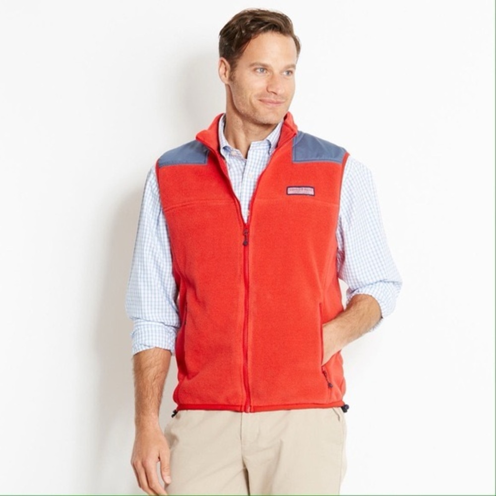 Vineyard Vines men’s red fleece vest
